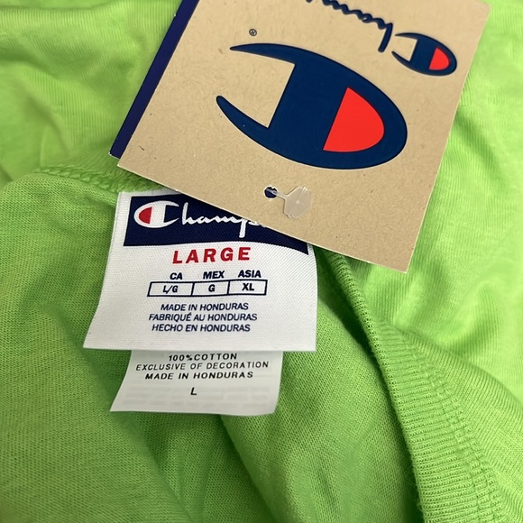 NWT Champion Green Short Sleeve Tee Classic Crew Neck - Picture 3 of 3